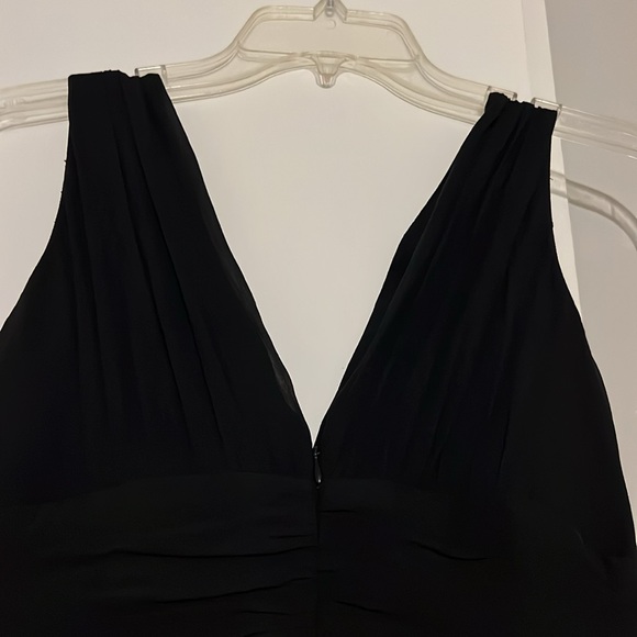 BCBG Paris sleeveless formal dress with bead details at the waistline. Sz 4 - Picture 9 of 11